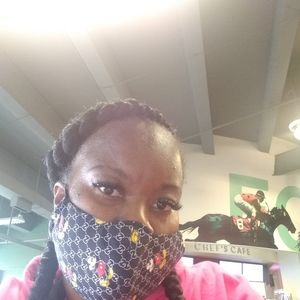 Meet your Posher, Kizzie